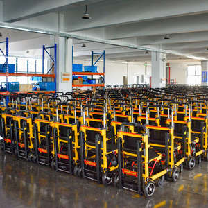 Evacuatie stoelbrancard voor trappen en smalle ruimtes, 150 kg draagvermogen, lichtgewicht aluminium, opvouwbaar. - Product Image 2