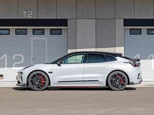 Kendaraan Energi Baru Performa Unggulan 5 Kursi 4WD Mobil Sedan Listrik untuk Balap di Sirkuit, Mengemudi Kecepatan Tinggi, Perjalanan Mewah - Product Image 3