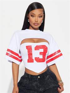 T-shirt con Stampa Grafica King Mcgreen Star Number 13, Top Corto Sexy con Taglio Irregolare per Donna, Abbigliamento Streetwear Femminile per Club - Product Image 6