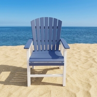 Chaise Adirondack moderne confortable en HDPE, design ergonomique, bleu et blanc, avec larges accoudoirs, pour repas en extérieur, jardin, patio, détente