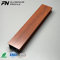 Profils en aluminium à grain de bois en gros d'usine, profilés en aluminium avec finition de surface multicolore, profilés en aluminium pour fenêtres