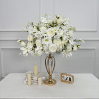 Nouvelle conception de boule de fleurs en tissu de soie Rose Baby Breath pour centres de table de mariage, boule de fleurs d'orchidée