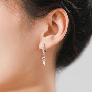 Ensemble de bague et boucles d'oreilles délicats en argent sterling S925 haut de gamme, avec un design inspiré de la forêt, bijoux tendance - Product Image 4