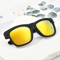 Nouvelle mode de lunettes de soleil classiques à monture légère avec logo personnalisé protection UV400 lunettes de soleil de conduite en plein air