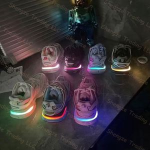 Zapatillas Deportivas de Diseño de Lujo, Marca Original Track 3.0 LED para Hombre, Cierre de Cremallera, Alta Calidad, Ligeras, Parte Superior de PU - Product Image 4