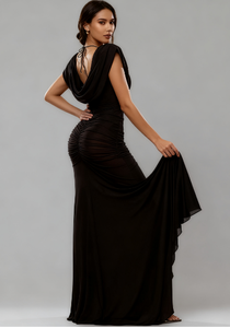 Robe pour femme sophistiquée, taille cintrée avec design plissé, robes de couleur unie avec décolleté évasé tendance - Product Image 4