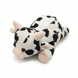 Peluche de vaca lechera negra con manchas, personalizado, con orejas y nariz rosas, suave y esponjoso, juguete de peluche de vaca de granja, regalo. - Product Image 4