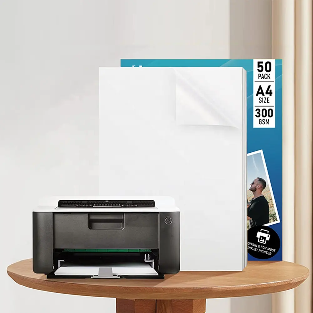 मुद्रण योग्य निविड़ अंधकार Vinyl स्टीकर कागज A4 आकार चादरें स्वयं चिपकने वाला फोटो स्टीकर कागज के लिए इंकजेट प्रिंटर