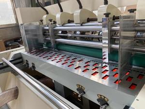 Carton ondulé <span class=keywords><strong>sliter</strong></span> et machine de coupe 2000mm chargeur automatique - Product Image 3