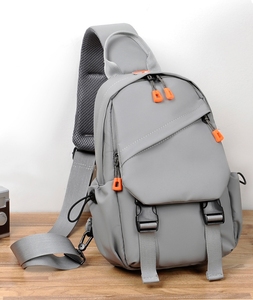 Zaino Monospalla Casual in Pelle PU per Uomo, Borsa a Tracolla Leggera per Viaggi, Escursioni e Uso Quotidiano - Product Image 3