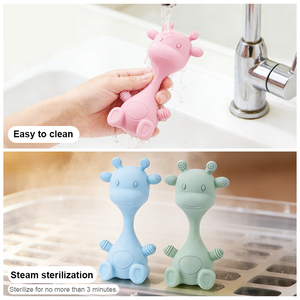 <span class=keywords><strong>Hochet</strong></span> sensoriel en <span class=keywords><strong>silicone</strong></span> <span class=keywords><strong>personnalisable</strong></span> de qualité alimentaire pour bébés, motif girafe, jouet de dentition pour enfants - Product Image 3
