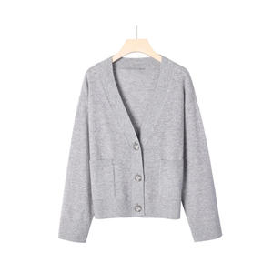 Ropa de diseñador personalizada, prendas de punto para mujer, suéter gris con botones y cuello en V de Color sólido, cárdigan de Cachemira para mujer - Product Image 1