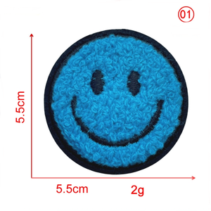 Patch Ricamate Sorriso Personalizzate da 55mm di Diametro per Cappelli e <span class=keywords><strong>Abbigliamento</strong></span>, Applicazione a Caldo su Asciugamani e Tessuti - Product Image 2
