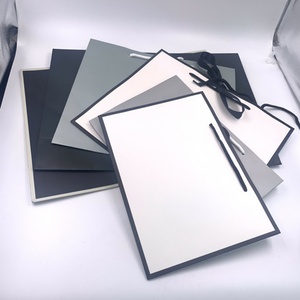 ถุงกระดาษช้อปปิ้งสำหรับธุรกิจแบบสั่งทำพิเศษ พร้อมโลโก้ของคุณเอง - Product Image 6