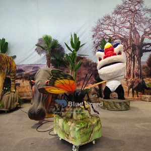 Magnifique modèle d'insectes animatroniques en forme de papillon avec contrôle par capteur radar pour utilisation en extérieur et en intérieur - Usine de dinosaures de Chine - Product Image 4