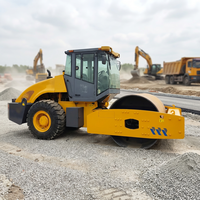 Compacteur vibrant de sol à tambour simple ou double de 26 tonnes, puissant et robuste, pour projets d'infrastructure