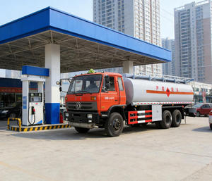 新型東風6x4カスタマイズオイルタンカートラック、冬用キット搭載、低温耐性、容量15001～30000L - Product Image 1
