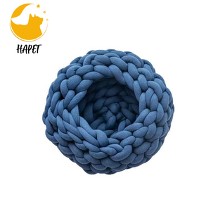 Lit pour chat au crochet fait main meubles en polyester confortables avec nid rectangulaire tricoté épais emballé en carton grotte pour animaux de compagnie - Product Image 5