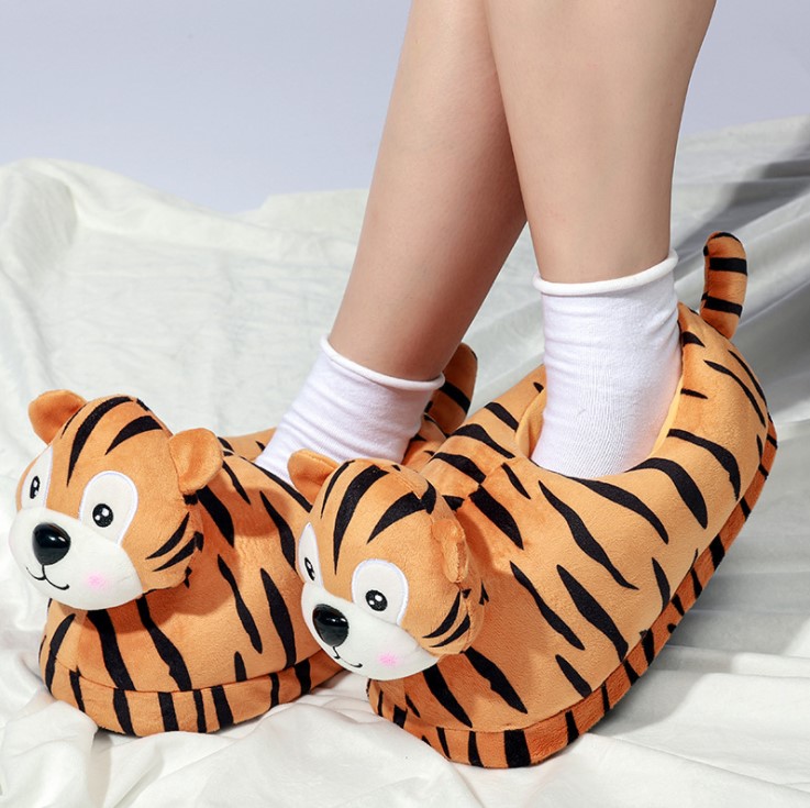 Winter new cartoon cute little tiger plush cotton slippers bedroom cotton shoes