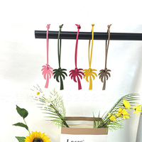 Porte-clés en forme de cocotier, joli breloque de sac d'été pour filles, pendentif pour clés de voiture, accessoire de vacances tropicales, cadeau d'anniversaire