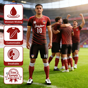 Ensembles de maillots et shorts de football respirants et anti-humidité 100 % polyester, offrant un échantillon gratuit, personnalisation du logo/numéro de l'équipe en numérique - Product Image 1