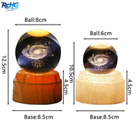 Lampe de nuit en cristal avec motif universel gravé au laser 3D à rotation automatique personnalisée