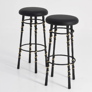 Tabouret <span class=keywords><strong>de</strong></span> <span class=keywords><strong>bar</strong></span> en métal contemporain américain, noir, <span class=keywords><strong>chaise</strong></span> haute <span class=keywords><strong>de</strong></span> comptoir, siège souple, écologique, pour la maison, le <span class=keywords><strong>bar</strong></span>, l'îlot <span class=keywords><strong>de</strong></span> cuisine, le salon - Product Image 1