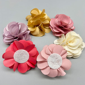 Accesorio para el Cabello con Rosa 3D de Tela de Satén Hecha a Mano, Decoración para Bodas, Zapatos, Sombreros y Ropa - Product Image 2