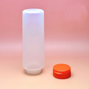 Bouteilles en plastique souples vides de qualité alimentaire 480 ml (16 oz) pour sauce tomate, barbecue, chili, sauce piquante, ketchup, vinaigrette avec bouchon à clapet rouge - Product Image 3