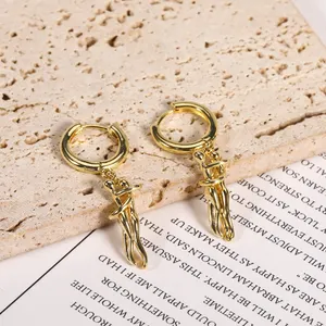 Factory Outlet Trendy Expressing Love Earrings Fashion Jewelry Earrings 18K Gold Plated Copper Couple Hug Earrings For Woman