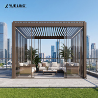 Pergola motorisée à toit à lames orientables en aluminium, personnalisée pour les entrepreneurs et les constructeurs, pergola d'extérieur résistante à la pluie pour patio