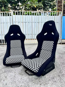 Sedile da Corsa RECARO Pole Modificato, in Pelle Scamosciata Nera e Tessuto a Quadretti Bianco e Nero con Piastra Posteriore in Fibra di Carbonio Lucida per <span class=keywords><strong>Renault</strong></span> - Product Image 4