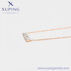 A00902942Xuping joyería al por mayor moda Simple diamante conjunto letras oro rosa collar de acero inoxidable - Product Image 5