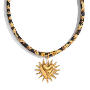 Collier en acier inoxydable plaqué or, style Art déco occidental, avec pendentifs DIY en forme de coquillage, de griffe de crabe et de léopard, vente en gros de bijoux - Product Image 2