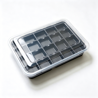 Boîte blister en PET transparent avec base noire de qualité alimentaire, conteneur multi-compartiments pour l'emballage de pâtisseries et de desserts