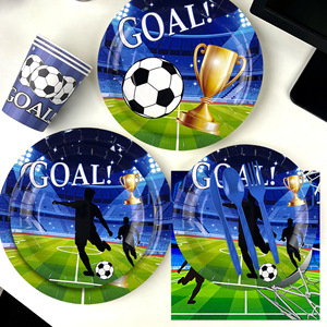 Kit de Fournitures de Fête de Football pour 20 Personnes – <span class=keywords><strong>Vaisselle</strong></span> Complète avec Assiettes en Carton, Gobelets, Serviettes, Nappe et Bannière pour Anniversaire ou Journée de Match - Product Image 3