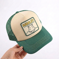 Casquette Trucker personnalisée avec patch tissé, en sergé de coton OEM, 5 panneaux, dos en maille, visière incurvée bicolore, fermeture snapback, logo dessin animé