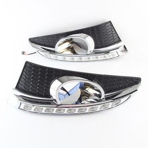 Đối Với Chevrolet <span class=keywords><strong>Captiva</strong></span> 2011 2012 2013 Rơle Tín Hiệu Rẽ Kiểu Dáng Xe Hơi 12V Đèn LED Chạy Ban Ngày Với Lỗ Đèn Sương Mù - Product Image 1