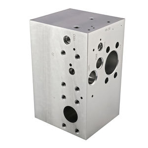 Blocco valvola idraulica lavorazione CNC OEM lavorazione personalizzata foro inclinato complesso collettore idraulico - Product Image 3