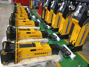 เครื่องบดหินไฮดรอลิก Soosan ชนิดกล่อง SB43 สําหรับรถขุดขนาด 6-9 ตัน - Product Image 3