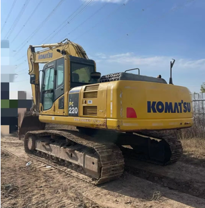 รถขุดโคมัตสึ PC200 ของแท้จากญี่ปุ่น ขนาด 20 ตัน, งานหนักปานกลาง, ระบบไฮดรอลิก, พร้อมเครื่องยนต์และมอเตอร์ในตัว มีสินค้าในสต็อก - Product Image 1