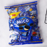 Biscuits sandwichs miniatures noirs en gros 376g, gaufrettes sucrées croustillantes au chocolat et au fromage, emballage en boîte