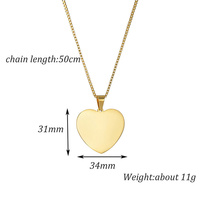 Offre Spéciale personnalisé Logo gravé au laser en acier inoxydable blanc coeur Couple collier à breloques pour les amoureux