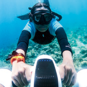 Scooter Subacuático con Soporte para Cámara de Acción, Motor Dual, Resistente al Agua hasta 40 m, para Deportes Acuáticos, Piscina, Buceo, Snorkel, Aventuras Marítimas - Product Image 4