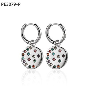 ต่างหูแฟชั่น PE3079 สำหรับผู้หญิง เครื่องประดับคุณภาพสูง - Product Image 1
