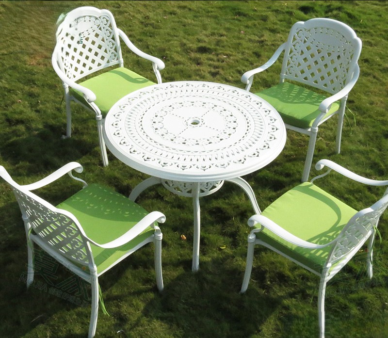 4 sillas diagonales + mesa redonda orquídea 100CM