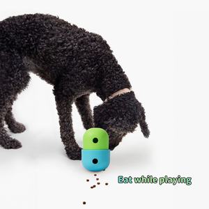 Juguete de Silicona de Grado Alimenticio para Perros, Bola Rodante con Dispensador de Comida, Juguete Inteligente de Alimentación Lenta, Novedoso, Moderno y Ecológico - Product Image 4