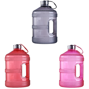 Bottiglia d'Acqua Grande da Mezzo Gallone, 3,7 <span class=keywords><strong>L</strong></span>, Borraccia Sportiva Antigoccia con Manico, Ampia Apertura <span class=keywords><strong>in</strong></span> Plastica PETG Senza BPA - Product Image 1