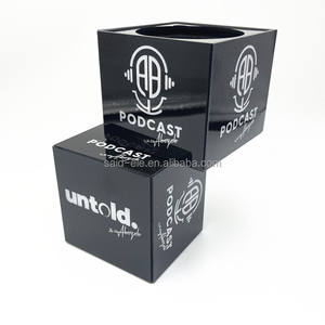 Drapeau de microphone radio cube blanc imprimé sur mesure avec logo Shur E SM 7B, drapeau de microphone avec nom de marque - Product Image 3