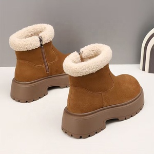 Stivali da Neve alla Caviglia da Donna alla Moda <span class=keywords><strong>con</strong></span> Suola Spessa, in Pelle Scamosciata Felpata, Stivali Invernali <span class=keywords><strong>con</strong></span> Tacco a <span class=keywords><strong>Zeppa</strong></span> per Tenere al Caldo - Product Image 3